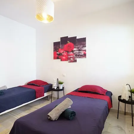 Spacious Beachfront Flat With Sea Views And Private Indoor Parking *